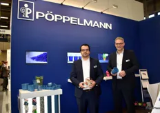 Gerhard Brock en Anno Zerhusen Pöppelmann. Onder de naam Famac zal het bedrijf binnenkort recyclebare emmers voor snackgroenten op de markt brengen.